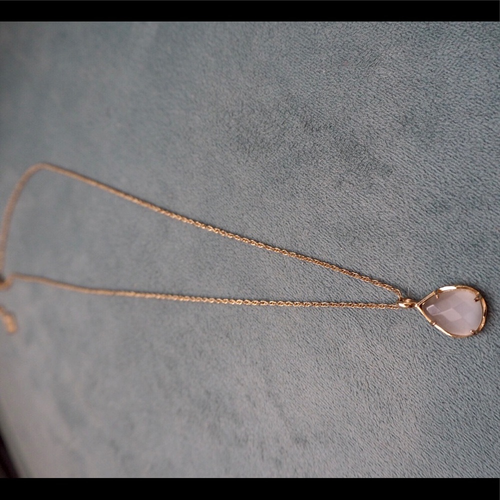 Kendra Scott Drop Necklace